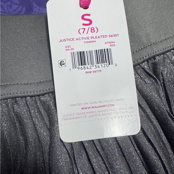 Girls Justice Metallic Gray Pleated Skirt Girls S 7/8 NWT - Picture 3 of 4